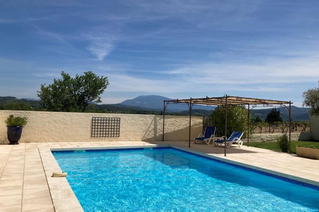 Le Clos Des Pins, Vue Mont Ventoux Roaix Esterno foto