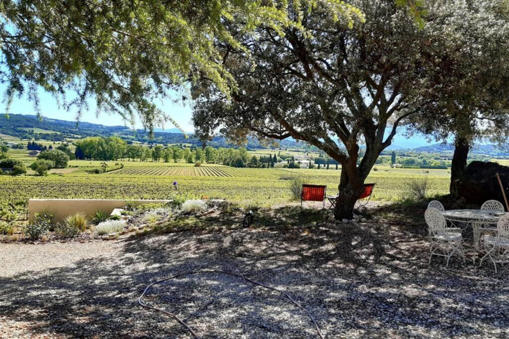 Le Clos Des Pins, Vue Mont Ventoux Roaix Esterno foto